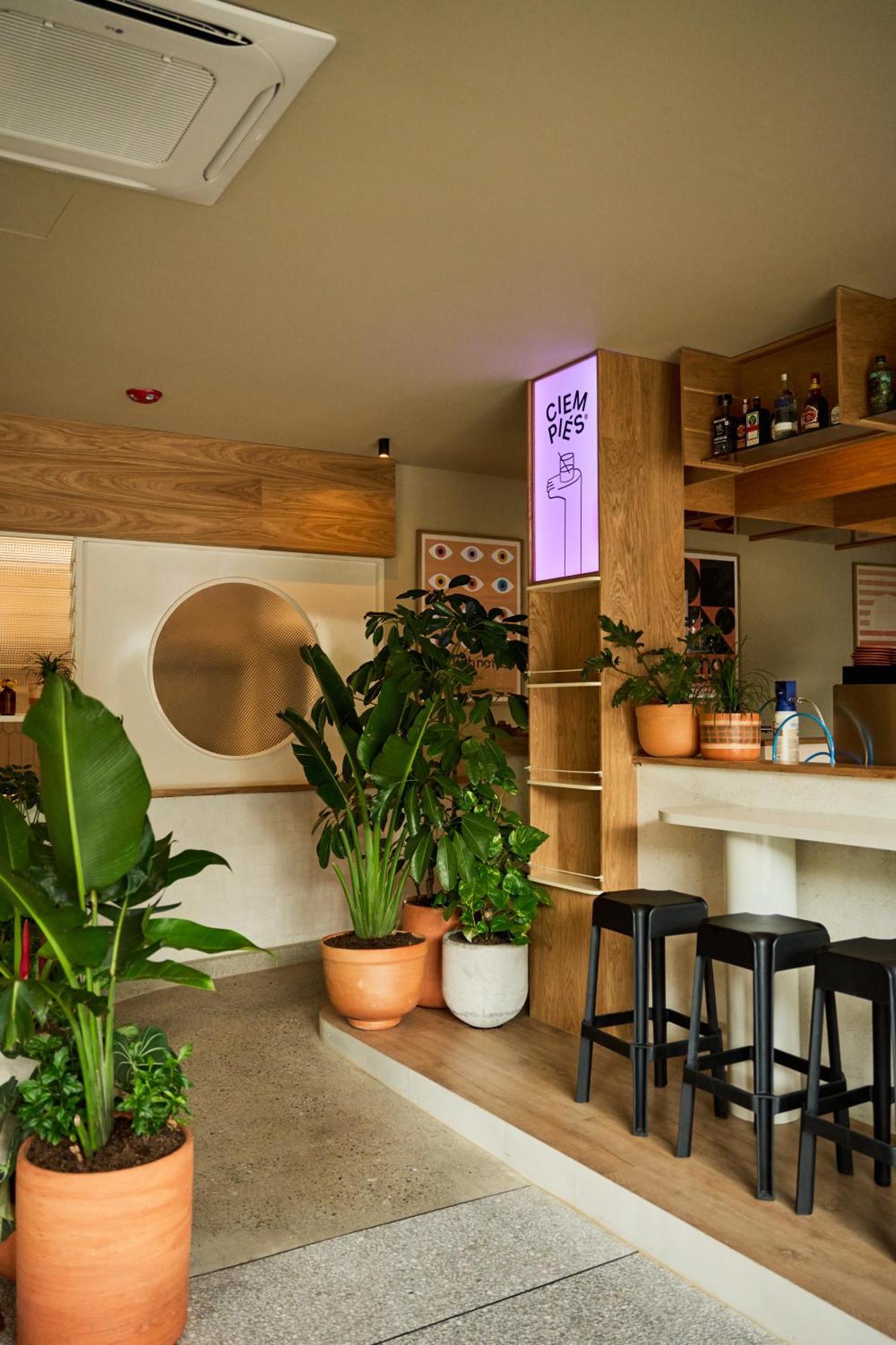 The Somos Central Hotel Poblado Medellin Bagian luar foto