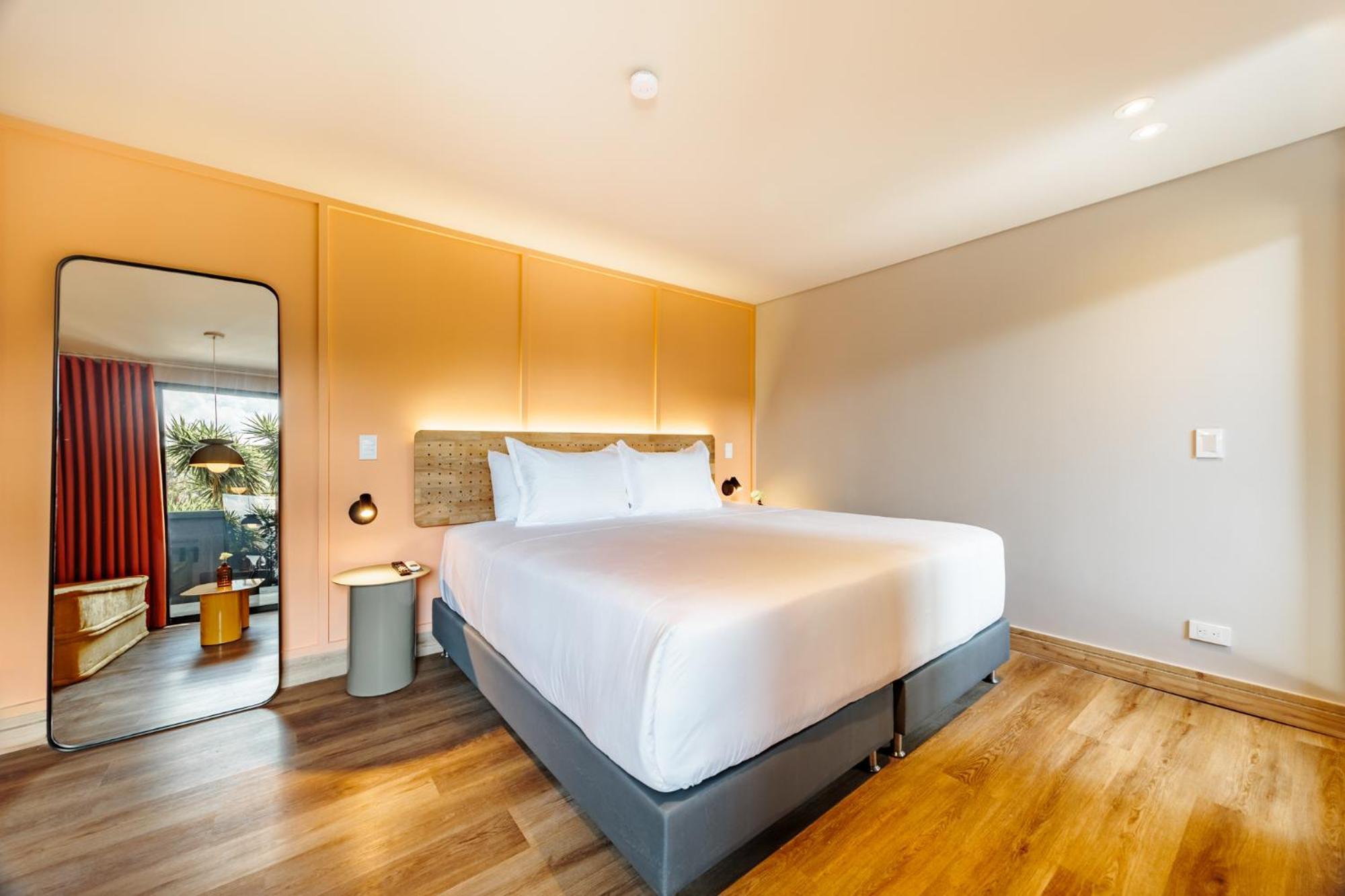 The Somos Central Hotel Poblado Medellin Bagian luar foto
